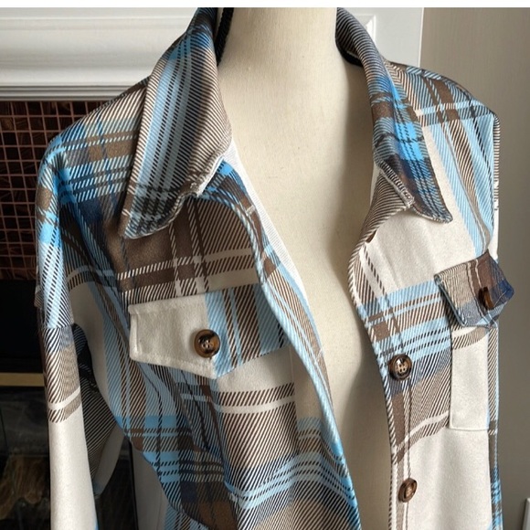 Women's Plaid Cream Brown  & Blue Button Down Shacket Size XL - Picture 2 of 11